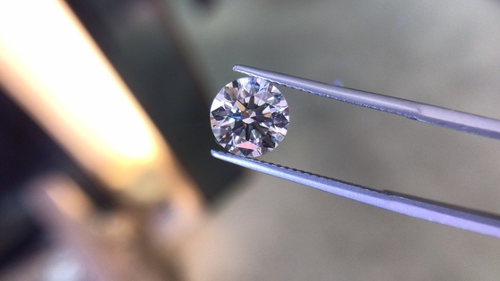 주문 IGI 인증 1.53CT F VVS2 ID EX 실험실에서 자란 다이아몬드 HPHT 둥근 절단 online manufacture