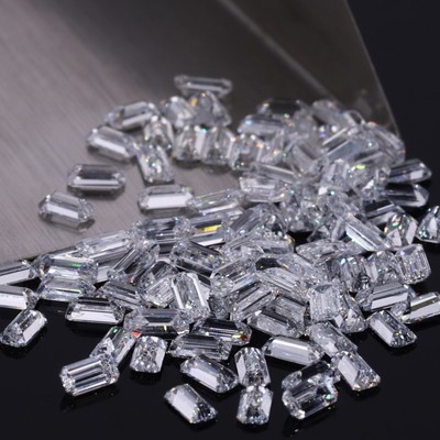 실험실에서 자란 다이아몬드 메레 HPHT 1.0 ~ 3.7mm 흰색 바게트 모양 DEF 색 VVS 명확성